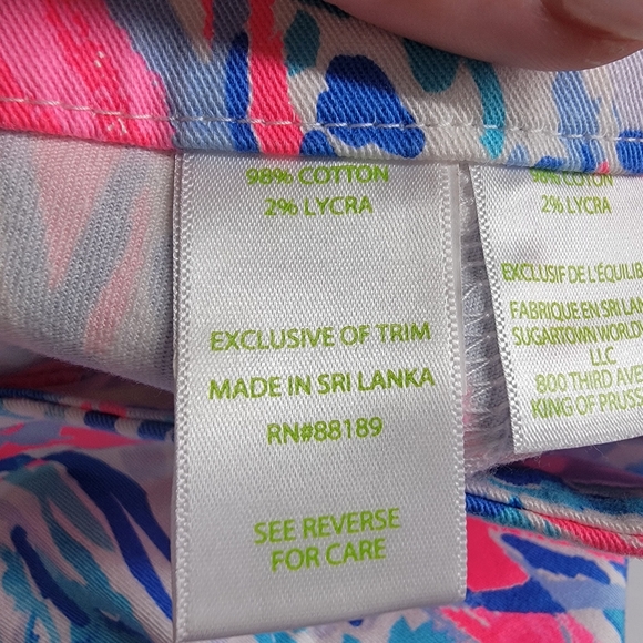 NWT Lilly Pulitzer Hazelle Stretch Short Cosmic Coral Cracked Up Size 6 - Picture 6 of 6